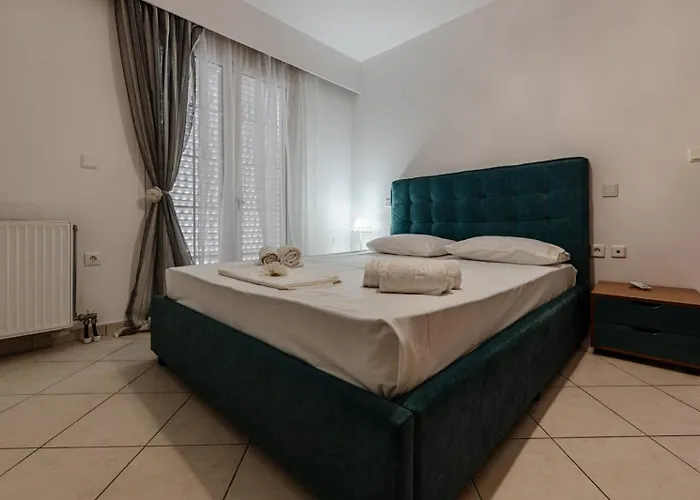 Eleni's Floor Apartman *
